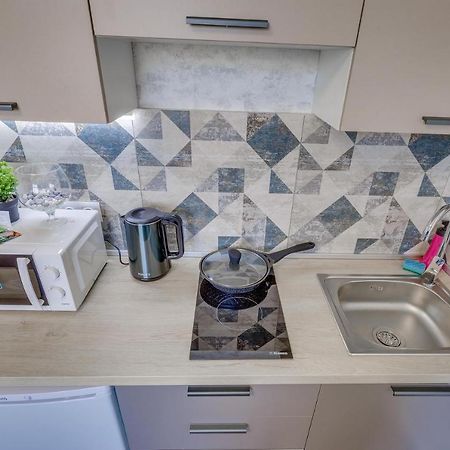Ferienwohnung "Asaapart" Lamiya Almaty Exterior foto